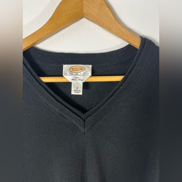 Talbots Petites Womens Size Small Black 100% Merino Wool V-Neck Sweater - Picture 2 of 6